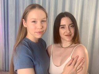 ElviaAndBridget's Live cam submissive Profile Image